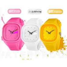 Yxl-994 2016 Новый знаменитый бренд Мода Жене желе Кварцевые часы Женщины Тонкие силиконовые наручные часы Relogio женские часы